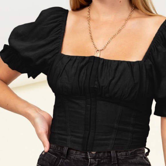 Puffy Black Croptop - Picture 1 of 3